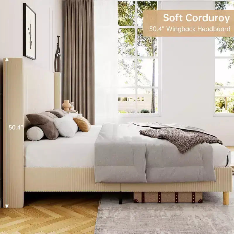 Letto in velluto a coste di dimensioni standard, con testiera a strisce verticali alta 51 pollici, non richiede box spring/doghe in legno/beige